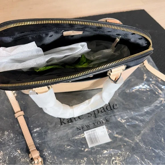 Kate Spade Purse New York Grove Street Carli Crossbody Black/Cream Wallet Clutch - Picture 6 of 9